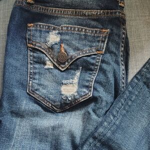Stylish Distressed Denim Skinny Jeans